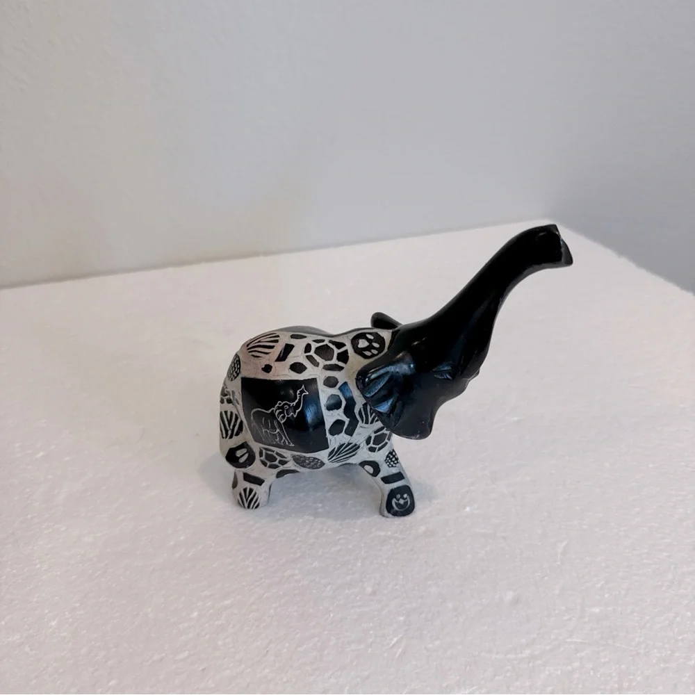 Walt Disney World Animal Kingdom Soapstone Elephant  6 inches - Picture 3 of 7